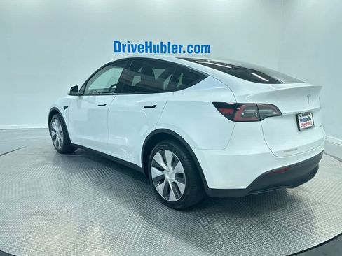 Used 2024 Tesla Model Y Long Range image 6