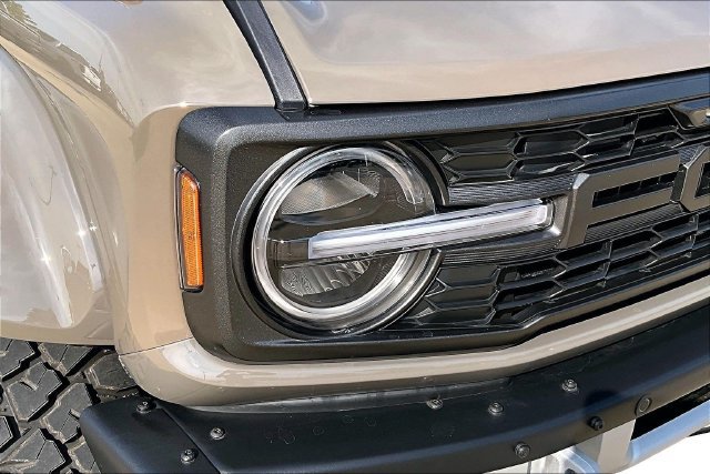 Used 2025 Ford Bronco Raptor w/ Interior Carbon Fiber Pack AWD/4WD image 32