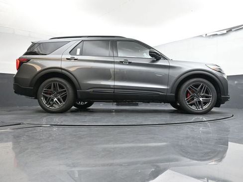 New 2026 Ford Explorer ST image 35