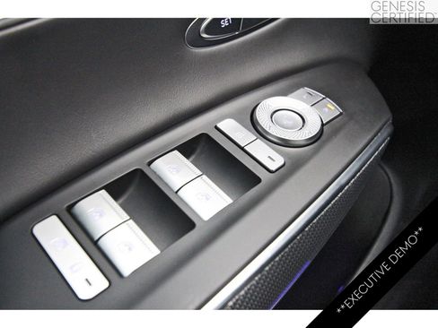 Used 2025 Genesis GV70 2.5T Sport Prestige w/ Sport Prestige Package image 23