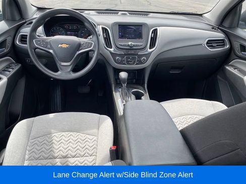 Used 2022 Chevrolet Equinox LS w/ Driver Confidence II Package AWD/4WD image 5