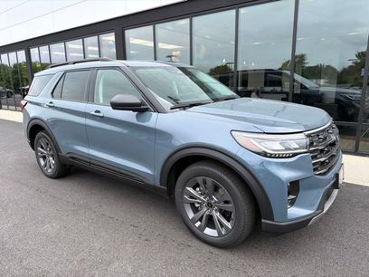New 2026 Ford Explorer Active w/ Active Comfort Package