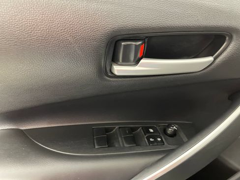 Certified 2024 Toyota Corolla SE w/ SE Premium Package FWD image 16