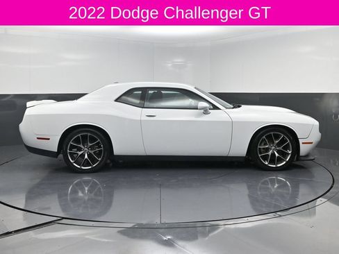 Used 2022 Dodge Challenger GT RWD image 4