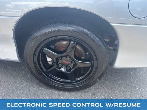 Used 1999 Chevrolet Camaro Z28 w/ SS Performance/Appearance Pkg RWD image 13