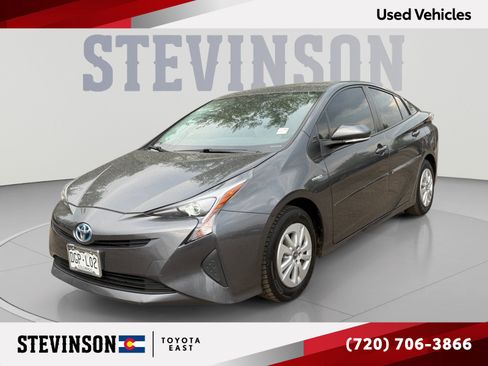 Used 2016 Toyota Prius Two FWD image 1
