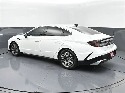 Used 2024 Hyundai Sonata SEL FWD image 24