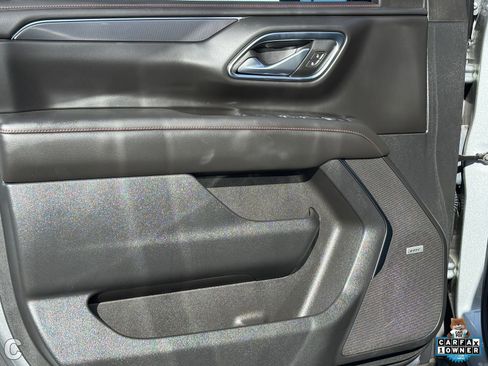 Used 2024 Chevrolet Suburban RST w/ Luxury Package image 16