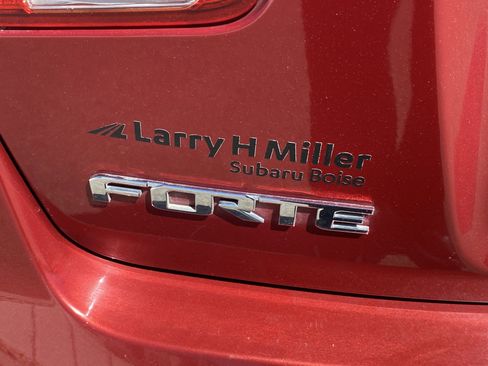 Used 2010 Kia Forte EX FWD image 26