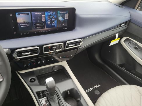 New 2026 Nissan Sentra SL w/ Floor Mat Package FWD image 3