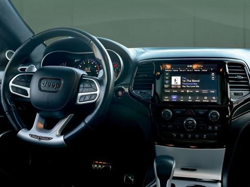 Used 2020 Jeep Grand Cherokee Trackhawk image 36