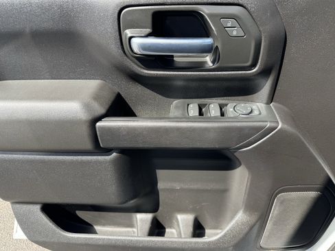 Used 2024 GMC Sierra 2500 Pro w/ Convenience Package image 14