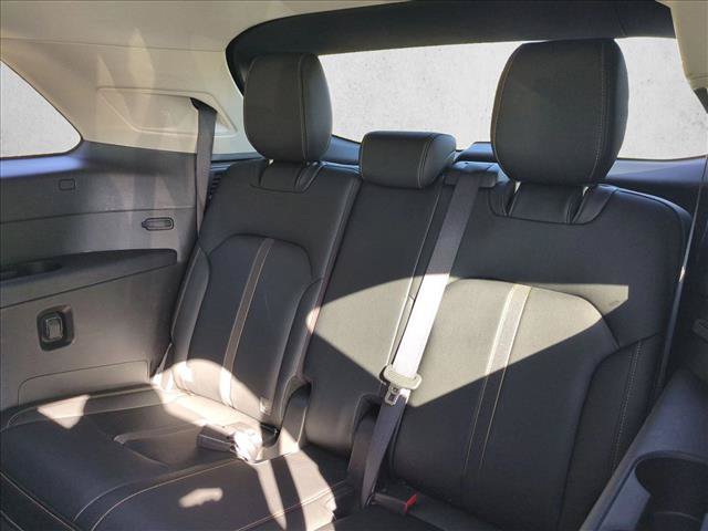Used 2025 MAZDA CX-90 3.3 Turbo w/ Select Package AWD/4WD image 27