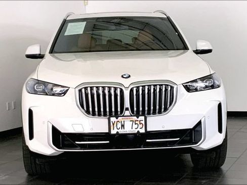 Used 2026 BMW X5 sDrive40i w/ Premium Package RWD image 3