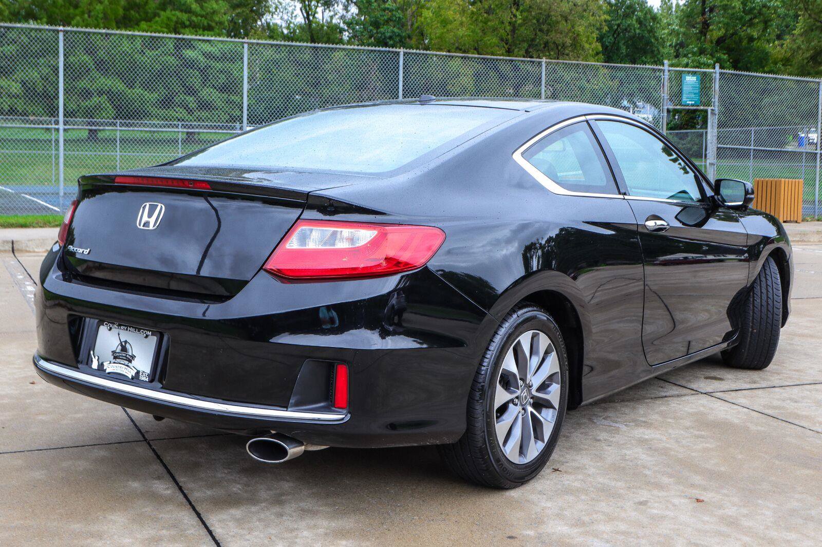 Used 2015 Honda Accord EX-L image 17
