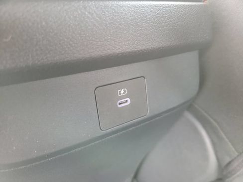 Used 2026 Nissan Sentra SR w/ Floor Mat Package FWD image 16
