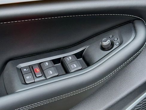 New 2026 Jeep Grand Cherokee L Limited AWD/4WD image 23