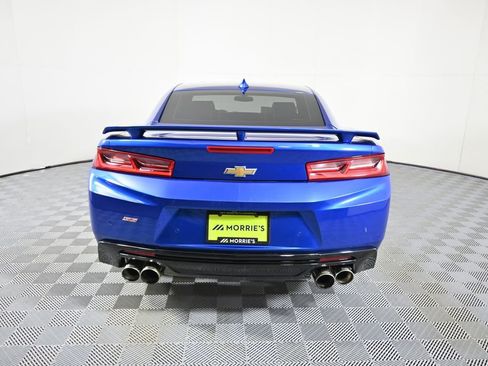 Used 2017 Chevrolet Camaro SS RWD image 5