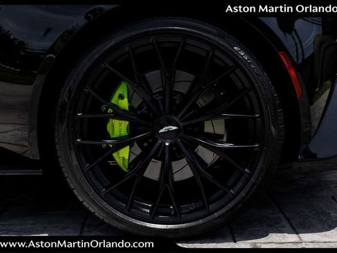 Used 2023 Aston Martin V8 Vantage Coupe RWD image 42