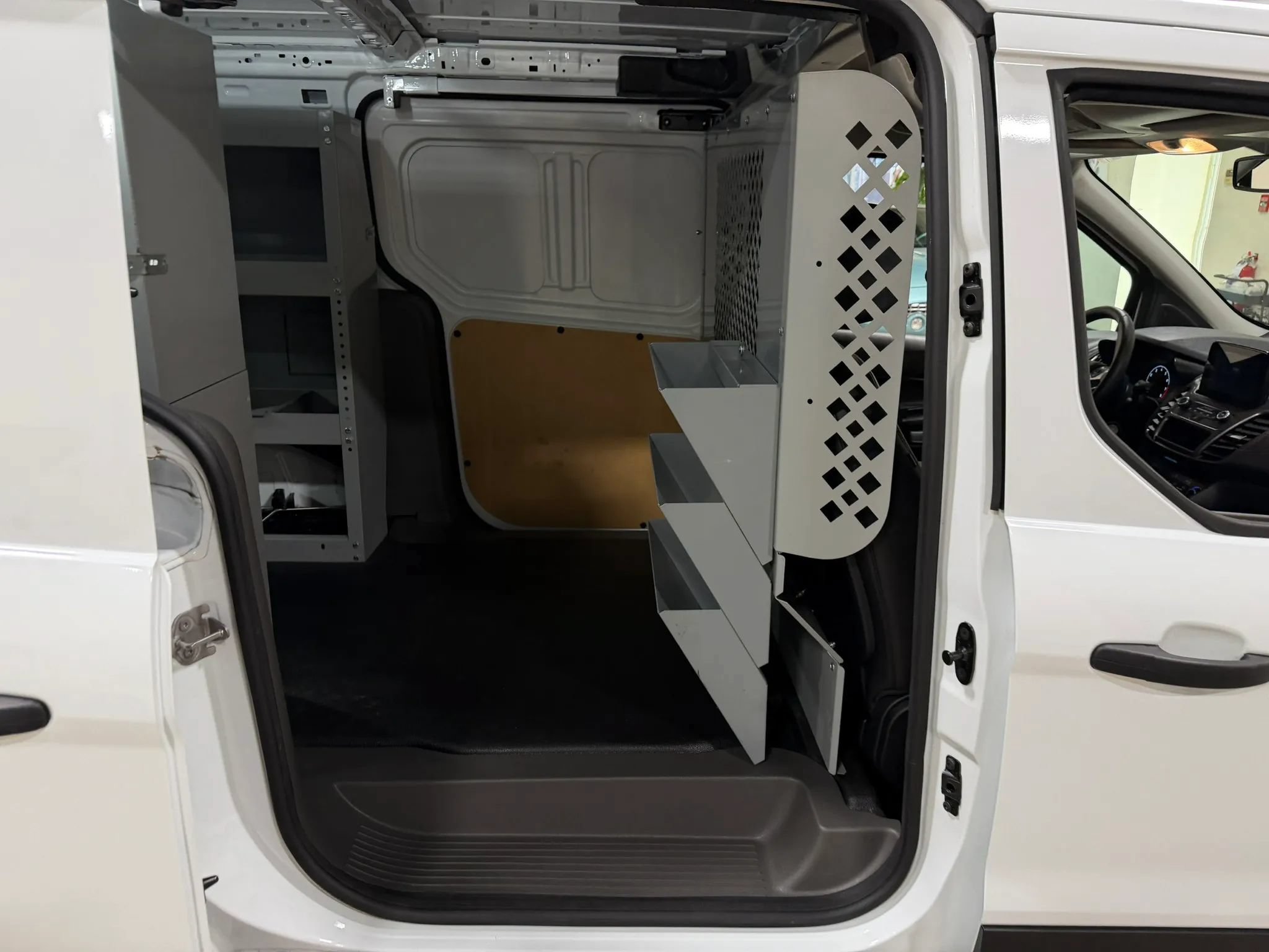 Used 2022 Ford Transit Connect XL FWD image 32