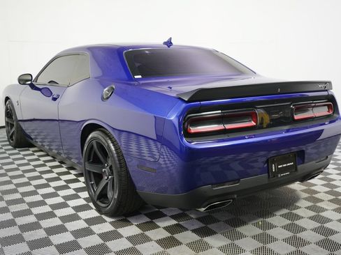 Used 2020 Dodge Challenger SRT Hellcat RWD image 4