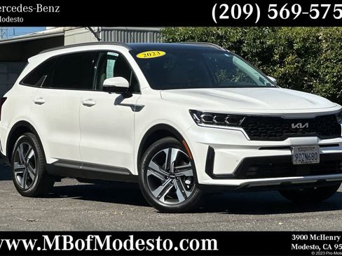 Used 2023 Kia Sorento SX Prestige w/ Panoramic Sunroof Package AWD/4WD image 1