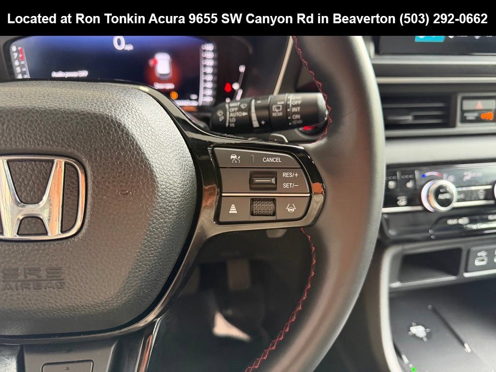 Used 2025 Honda Pilot Black Edition image 19