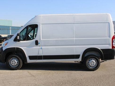 New 2026 RAM ProMaster 1500 FWD image 7