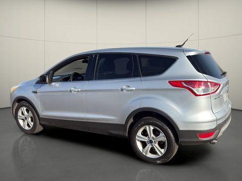 Used 2016 Ford Escape SE FWD image 5