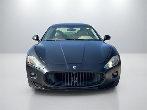 Used 2010 Maserati GranTurismo Coupe image 2