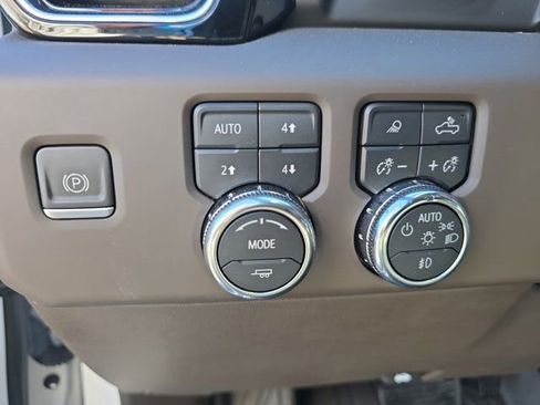 Used 2022 GMC Sierra 1500 Denali w/ Technology Package image 28