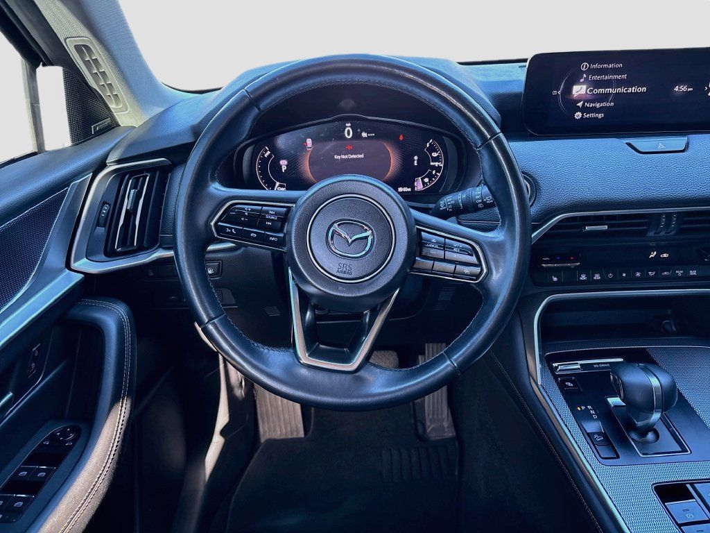 Used 2024 MAZDA CX-90 Plug-In Hybrid w/ Premium Pkg AWD/4WD image 11