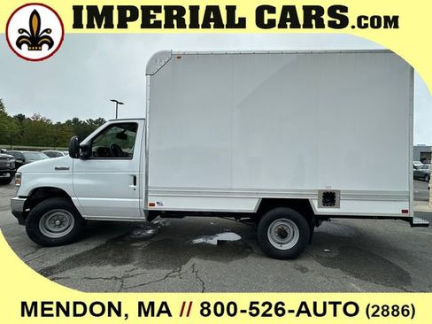 New 2026 Ford E-350 and Econoline 350 Super Duty w/ Power Equipment Group image 7