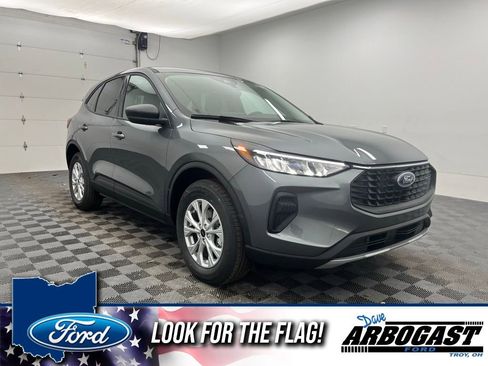 New 2026 Ford Escape Active w/ Tech Pack #1 image 1