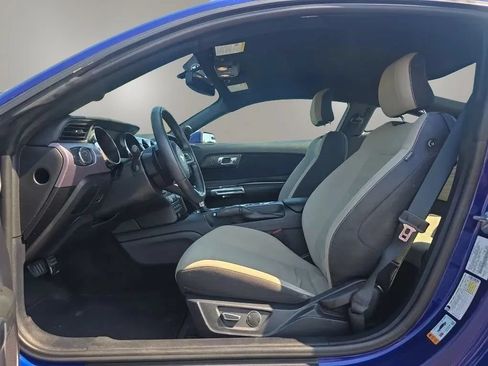 Used 2016 Ford Mustang GT RWD image 12