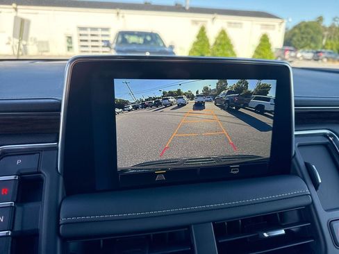 Certified 2023 Chevrolet Tahoe Premier AWD/4WD image 14