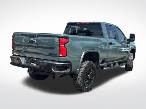 Used 2026 Chevrolet Silverado 2500 ZR2 w/ LPO, Dark Essentials Package AWD/4WD image 7