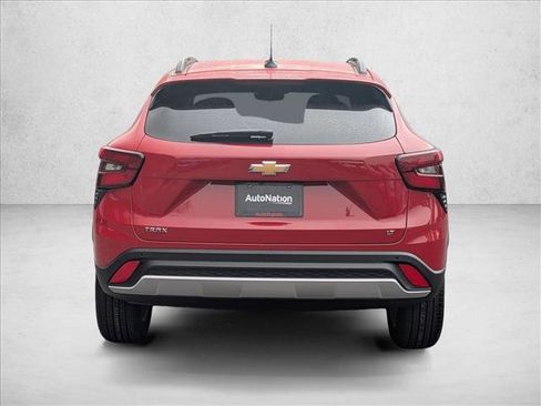 New 2026 Chevrolet Trax LT w/ Driver Confidence Package image 7