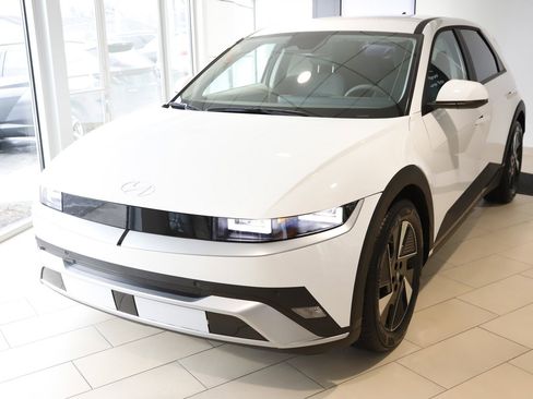 New 2026 Hyundai Ioniq 5 SEL image 6