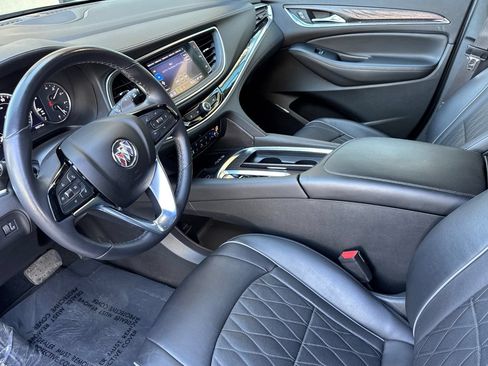 Certified 2024 Buick Enclave Avenir FWD image 10