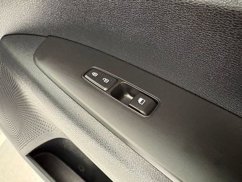 Used 2024 Kia Forte LXS FWD image 13