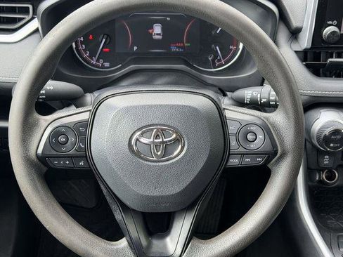 Certified 2023 Toyota RAV4 XLE FWD image 11