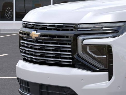 New 2025 Chevrolet Suburban High Country image 13