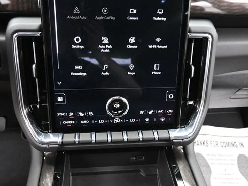 New 2026 GMC Yukon Elevation w/ Elevation Premium Package AWD/4WD image 20