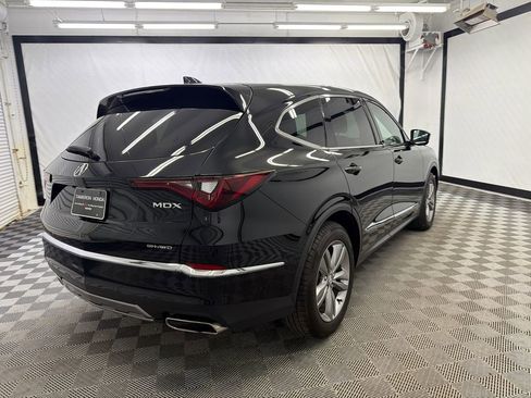 Used 2025 Acura MDX SH-AWD image 5