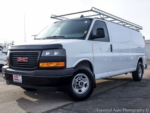 Used 2018 GMC Savana 3500 Extended w/ Driver Convenience Package image 2