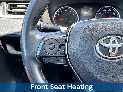 Used 2019 Toyota RAV4 XLE Premium w/ Cold Weather Package AWD/4WD image 13
