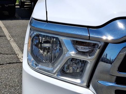 Used 2023 RAM 1500 Big Horn AWD/4WD image 9