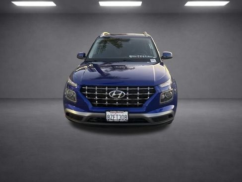 Used 2020 Hyundai Venue SEL FWD image 8
