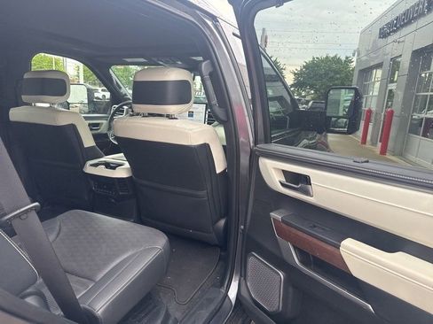 Used 2023 Toyota Sequoia Capstone AWD/4WD image 17